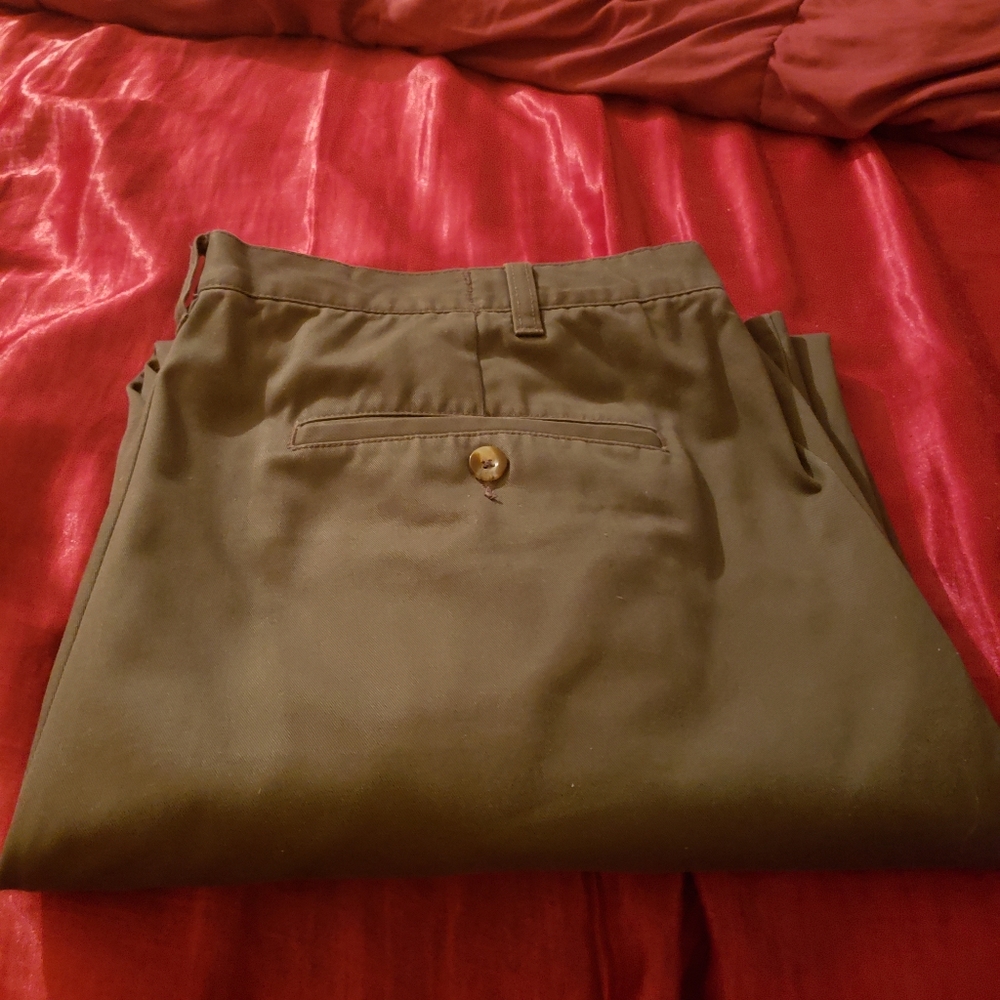 MEN'S 40/32 OLIVE GREEN BASIC EDITION DRESS PANT!!